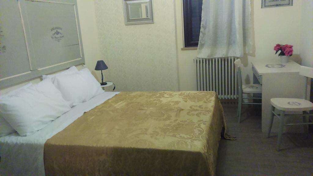 Nonna Carò Hotel Fermo Eksteriør billede